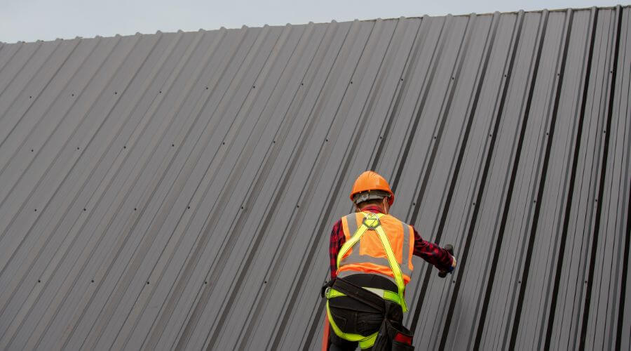 Professional gutter cleaning in Belmont, NC